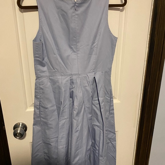 Midi-length sleeveless blue poplin dress - Picture 3 of 6